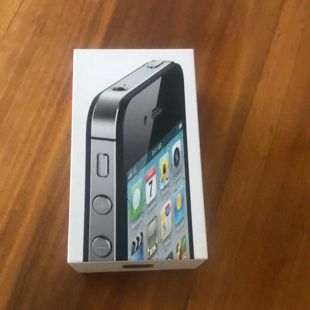 Apple iPhone 4S Box